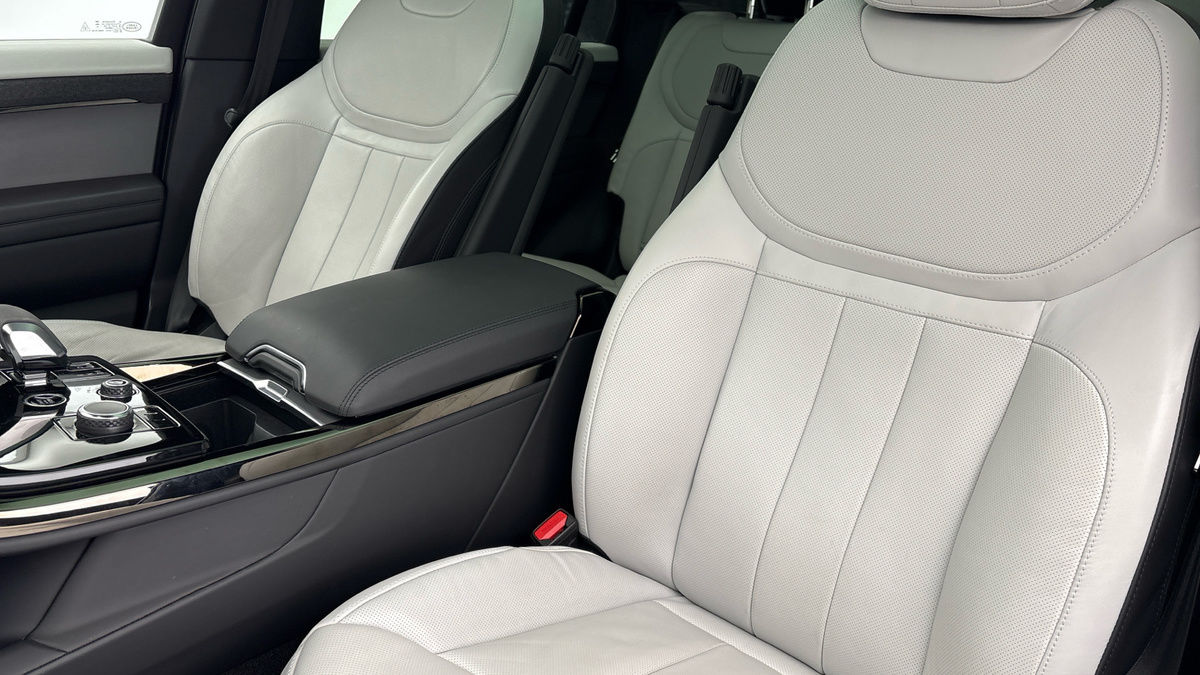 Land Rover Range Rover Sport Image 7