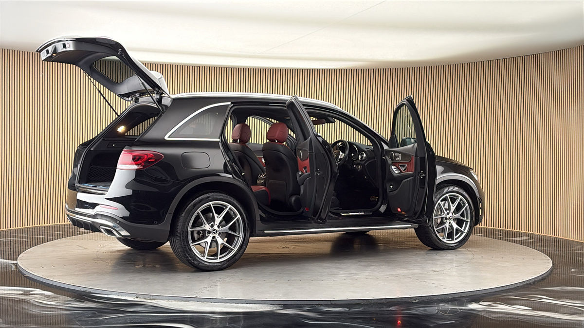 More views of Mercedes-Benz GLC