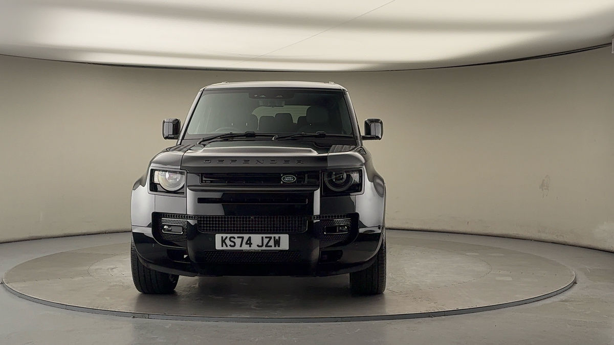 Land Rover Defender 110 Image 3