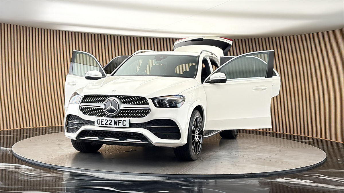 More views of Mercedes-Benz GLE