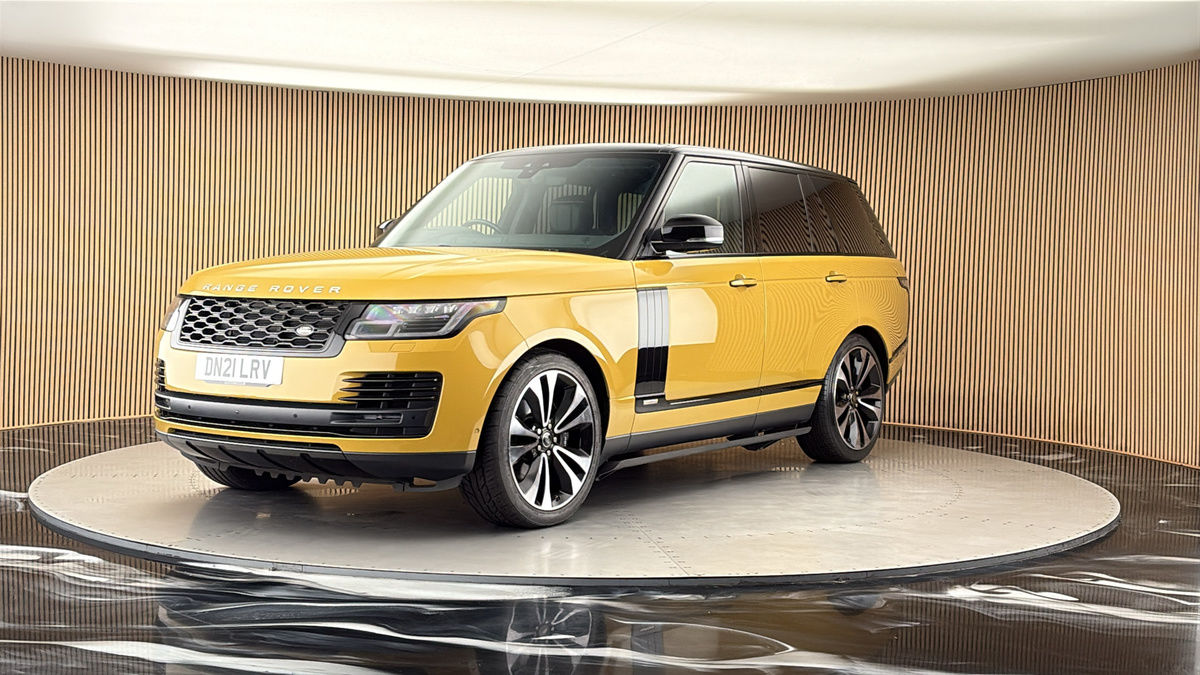 More views of Land Rover Range Rover