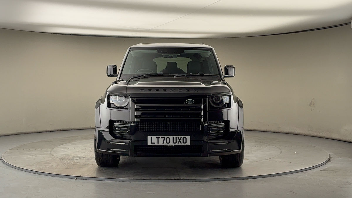 Land Rover Defender 110 Image 3