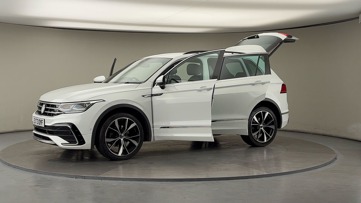 More views of Volkswagen Tiguan