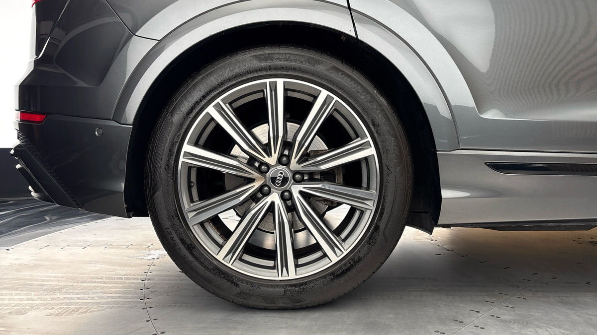 Audi Q8 Image 10