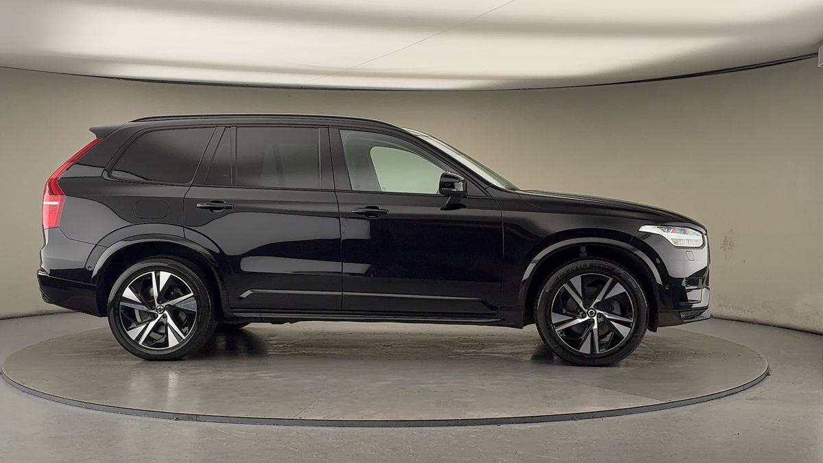 More views of Volvo XC90