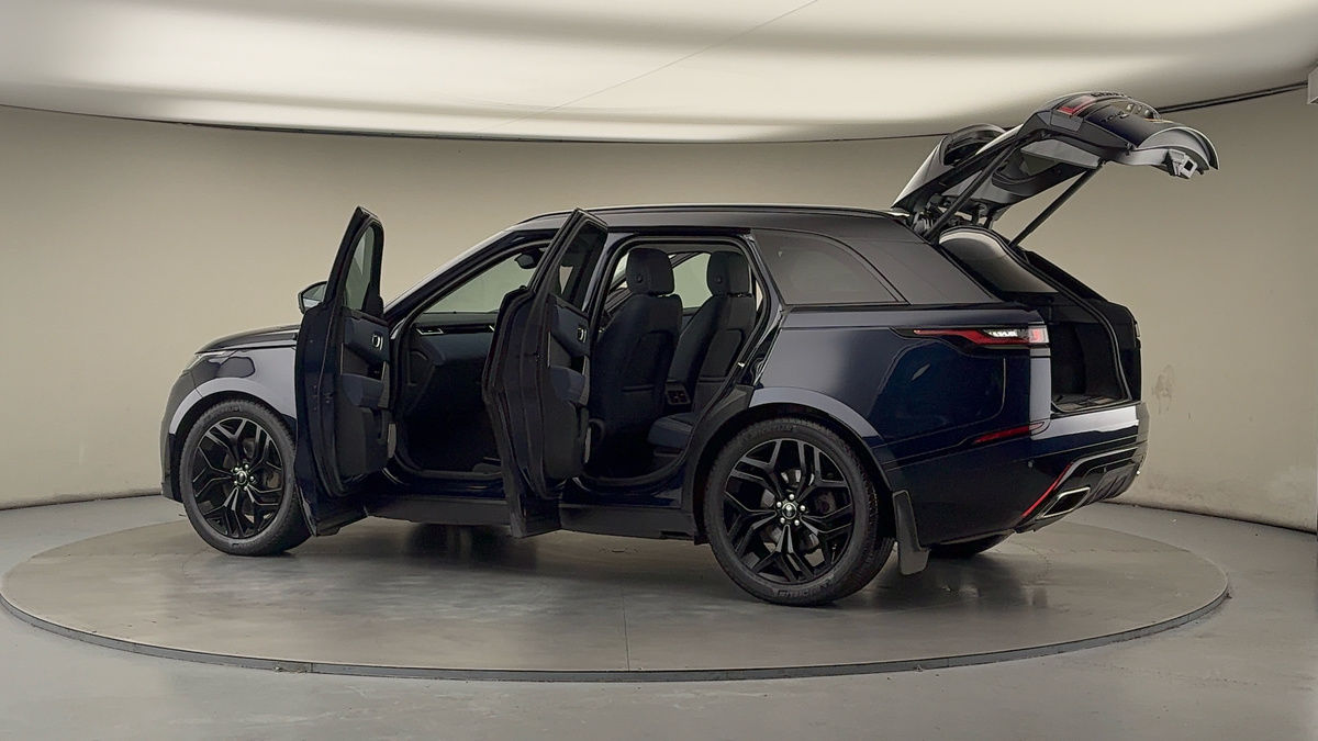 More views of Land Rover Range Rover Velar