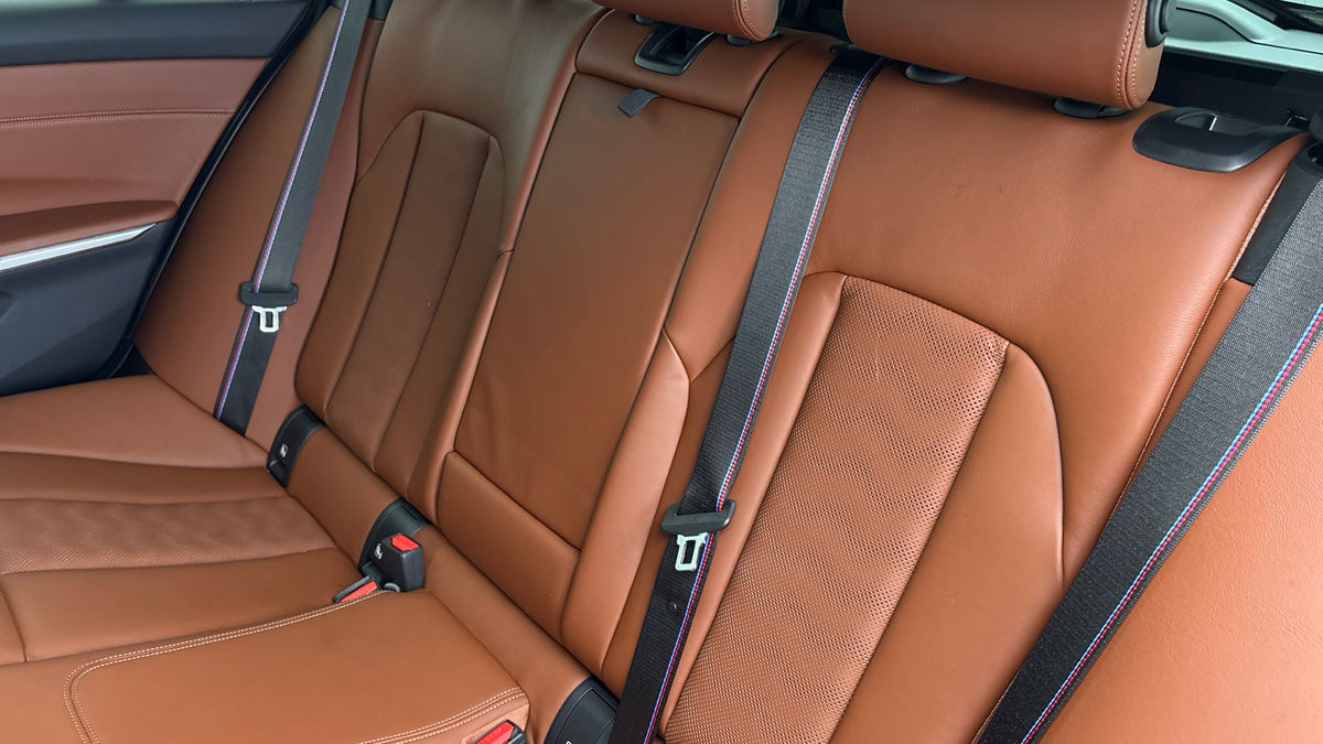 BMW M3 Competition Image 8