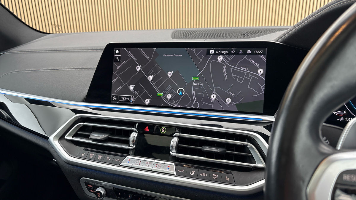 BMW X5 Image 17
