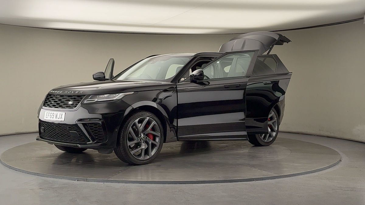 Land Rover Range Rover Velar Image 22