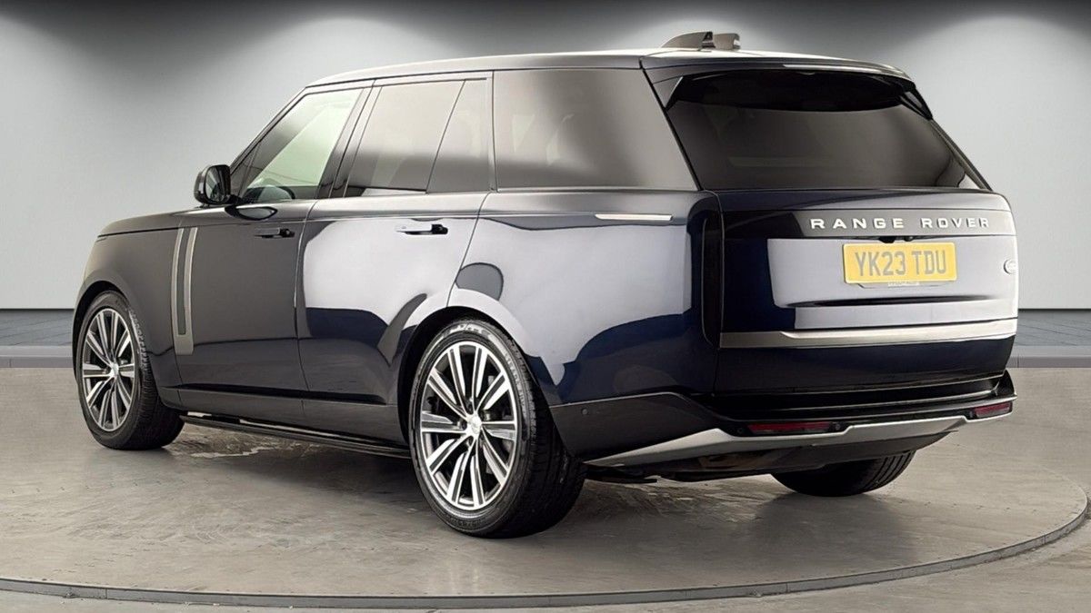 Land Rover Range Rover Image 2
