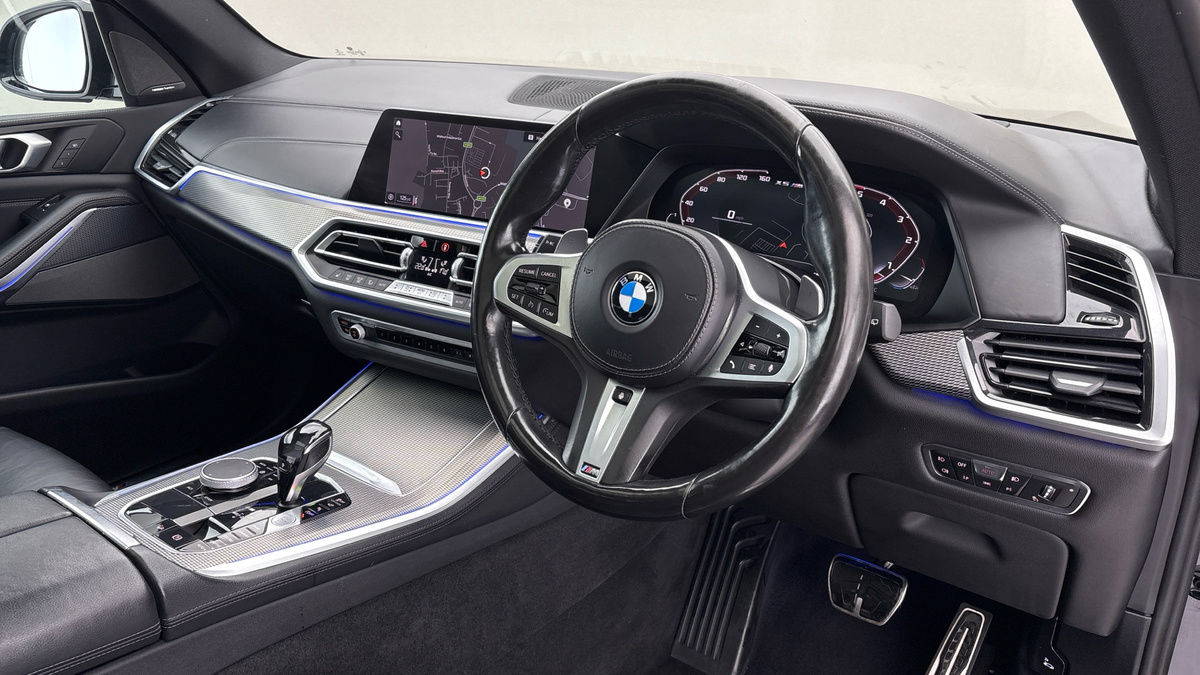 BMW X5 Image 5