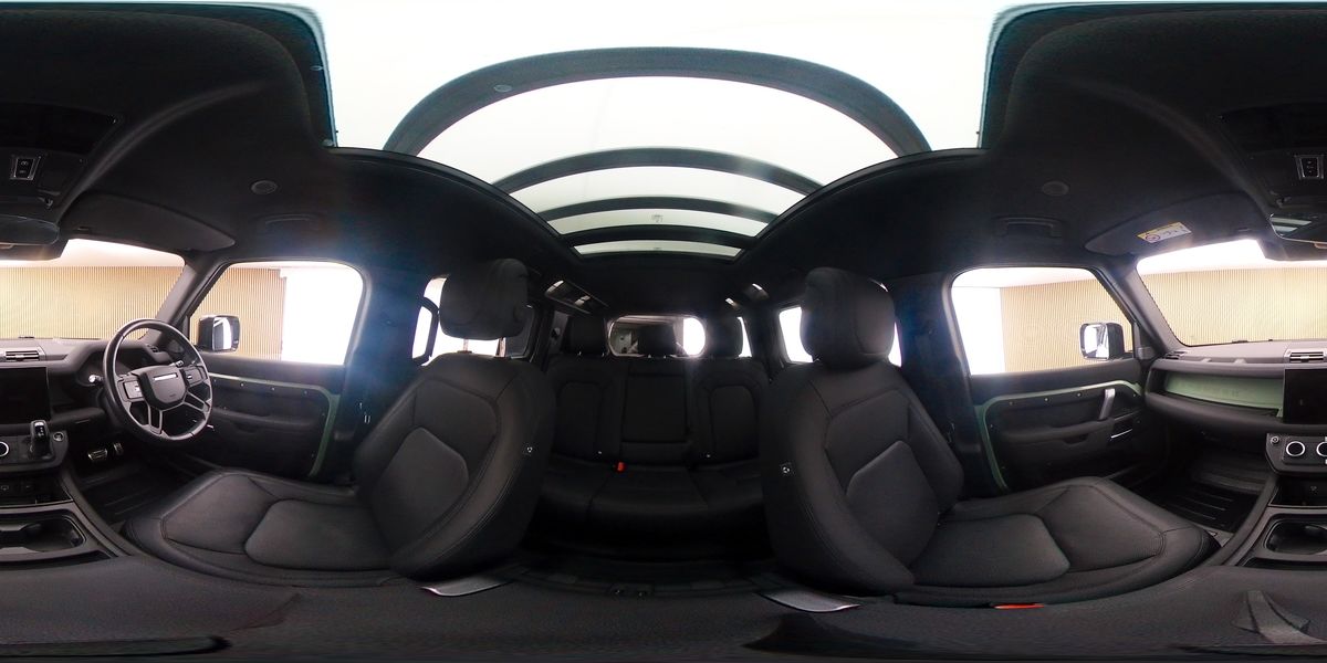 More views of Land Rover Defender 110