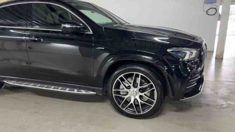More views of Mercedes-Benz GLE
