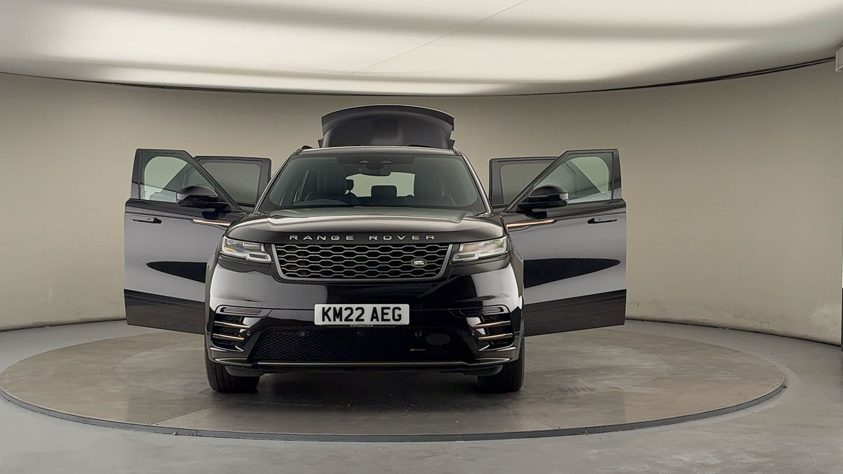 More views of Land Rover Range Rover Velar