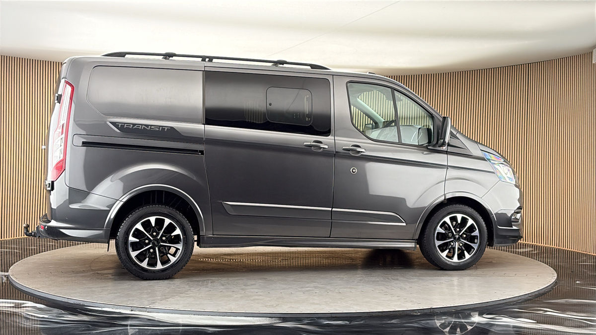 More views of Ford Transit Custom