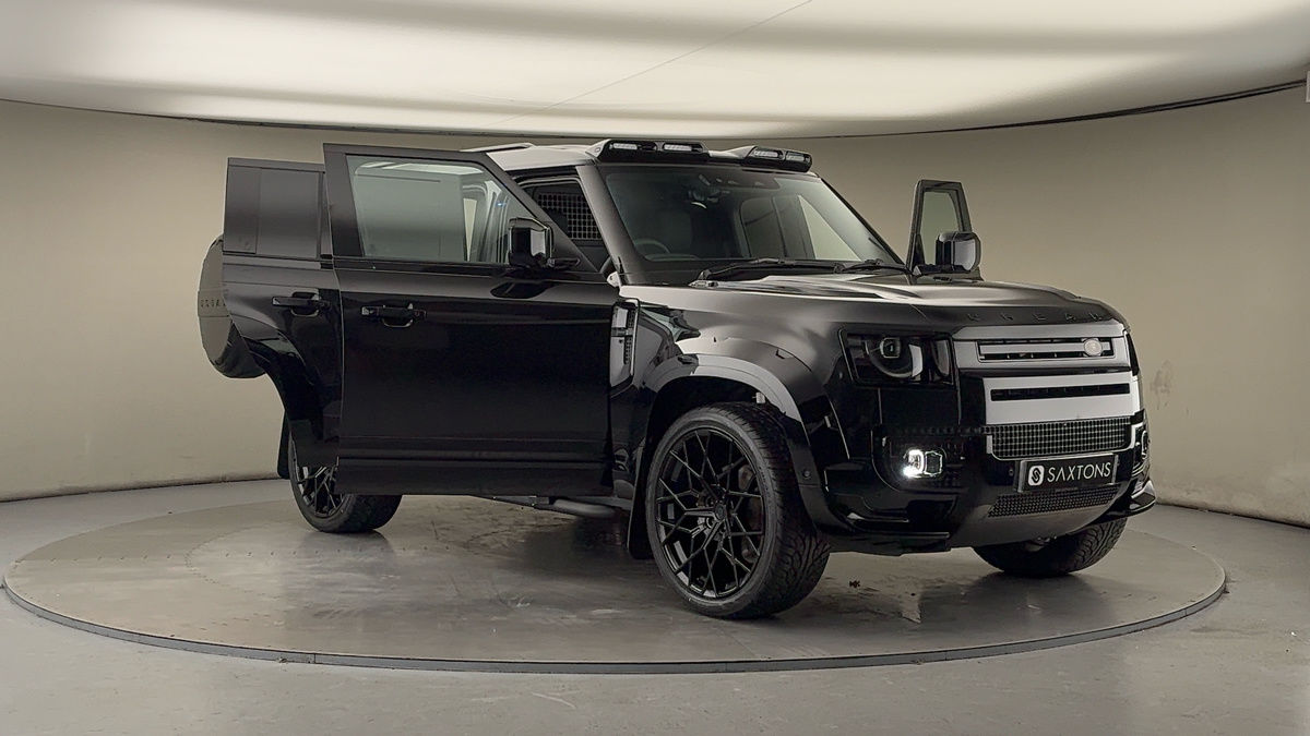 More views of Land Rover Defender 110