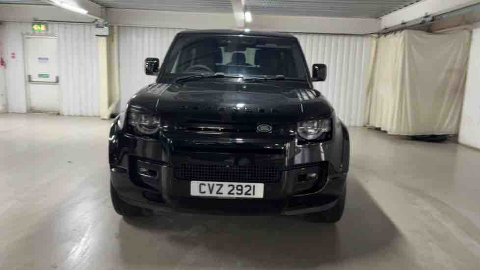 More views of Land Rover Defender 90