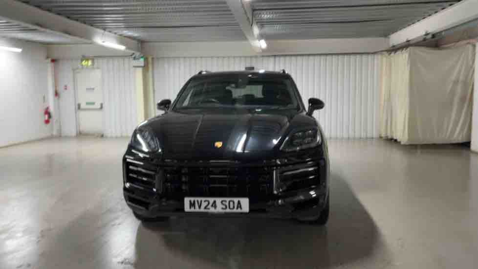 More views of Porsche Cayenne