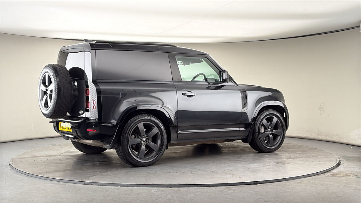 More views of Land Rover Defender 90