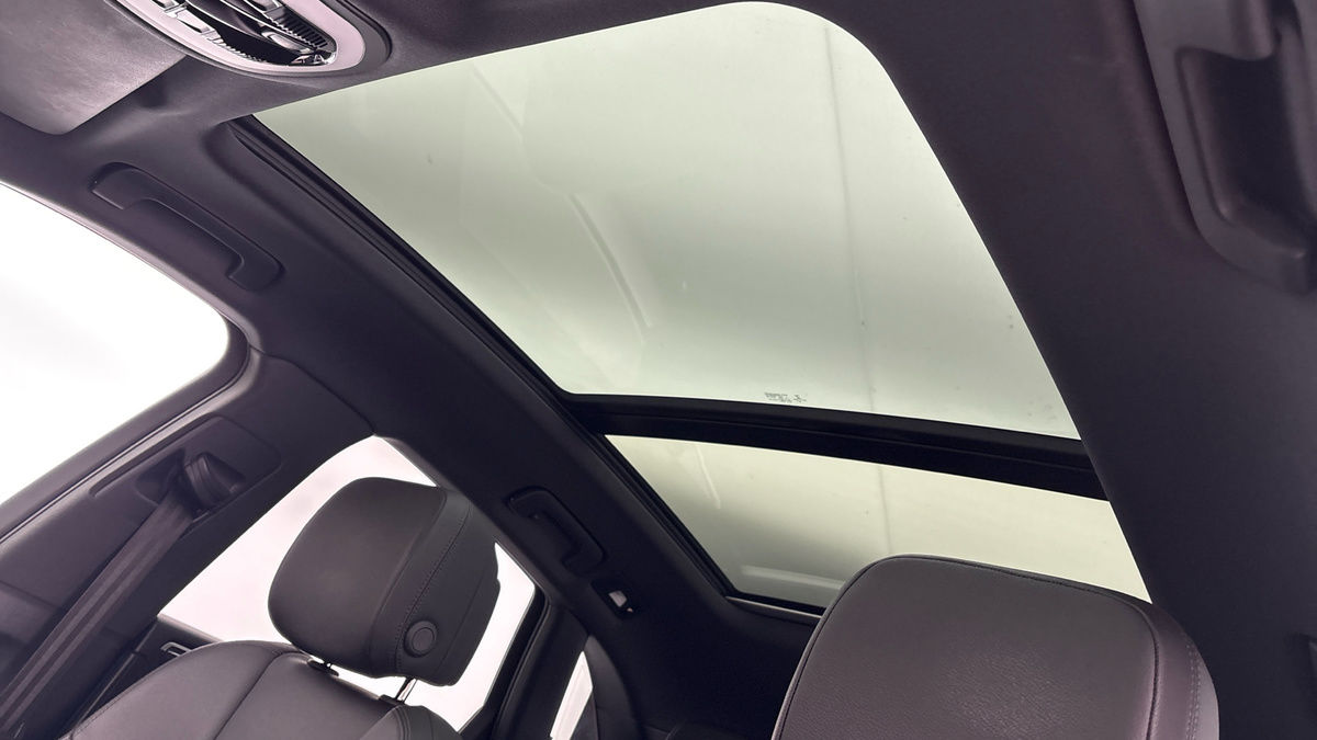 Porsche Macan Image 6