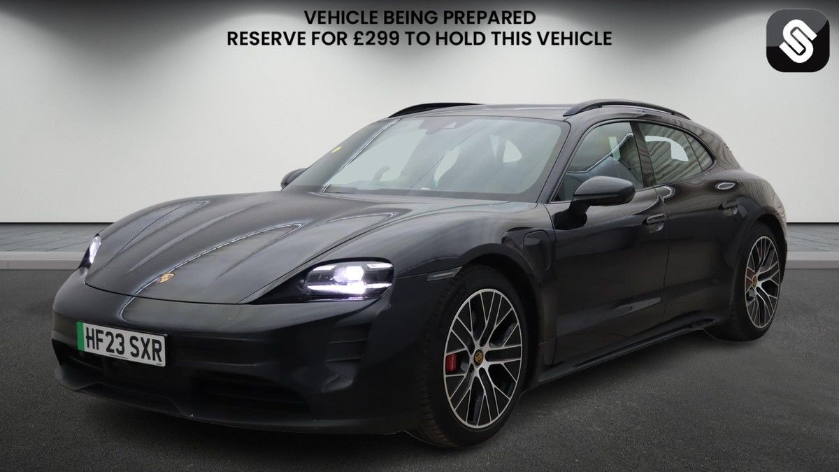 Porsche Taycan Image 2