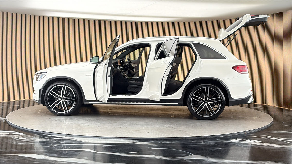 More views of Mercedes-Benz GLC