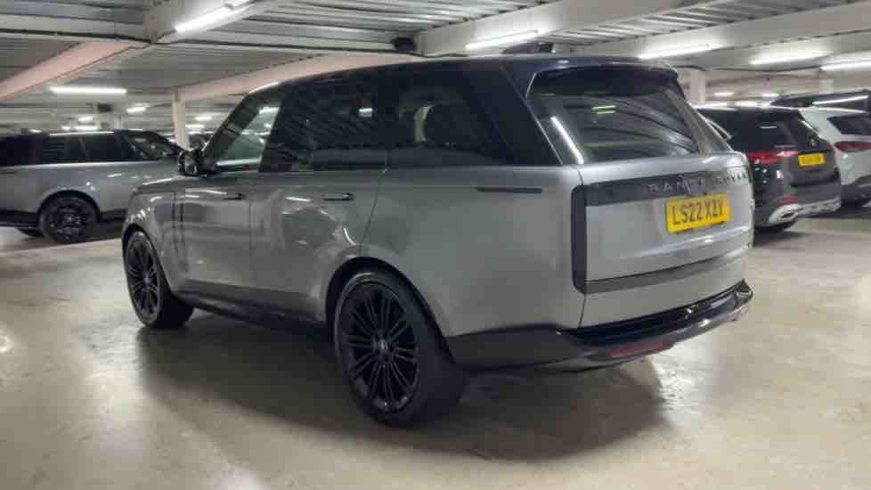 More views of Land Rover Range Rover