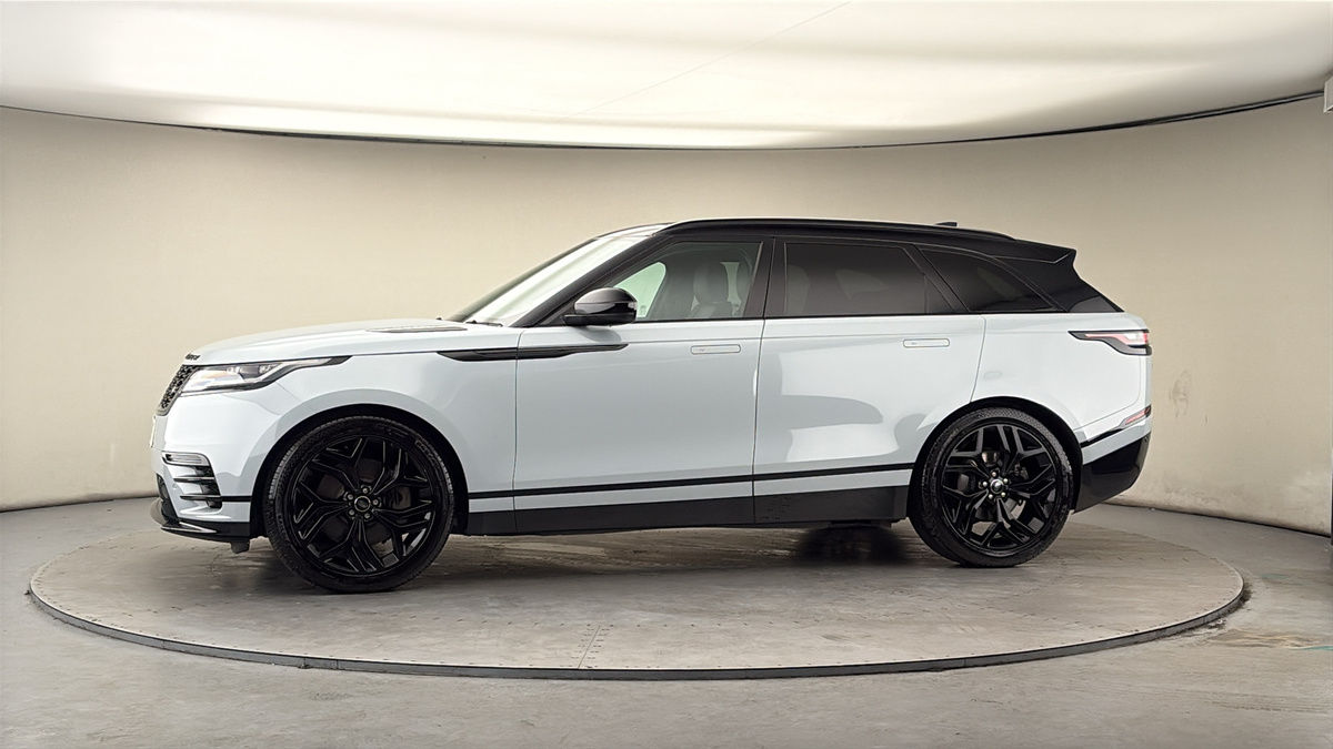 More views of Land Rover Range Rover Velar