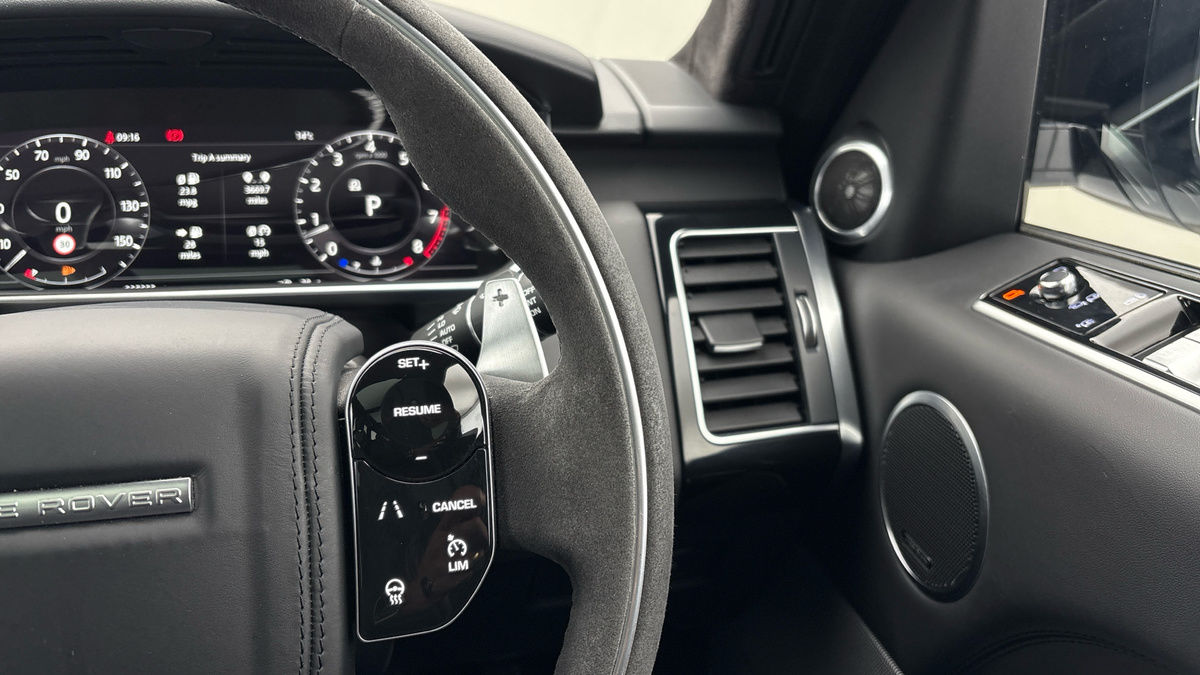 Land Rover Range Rover Sport Image 14