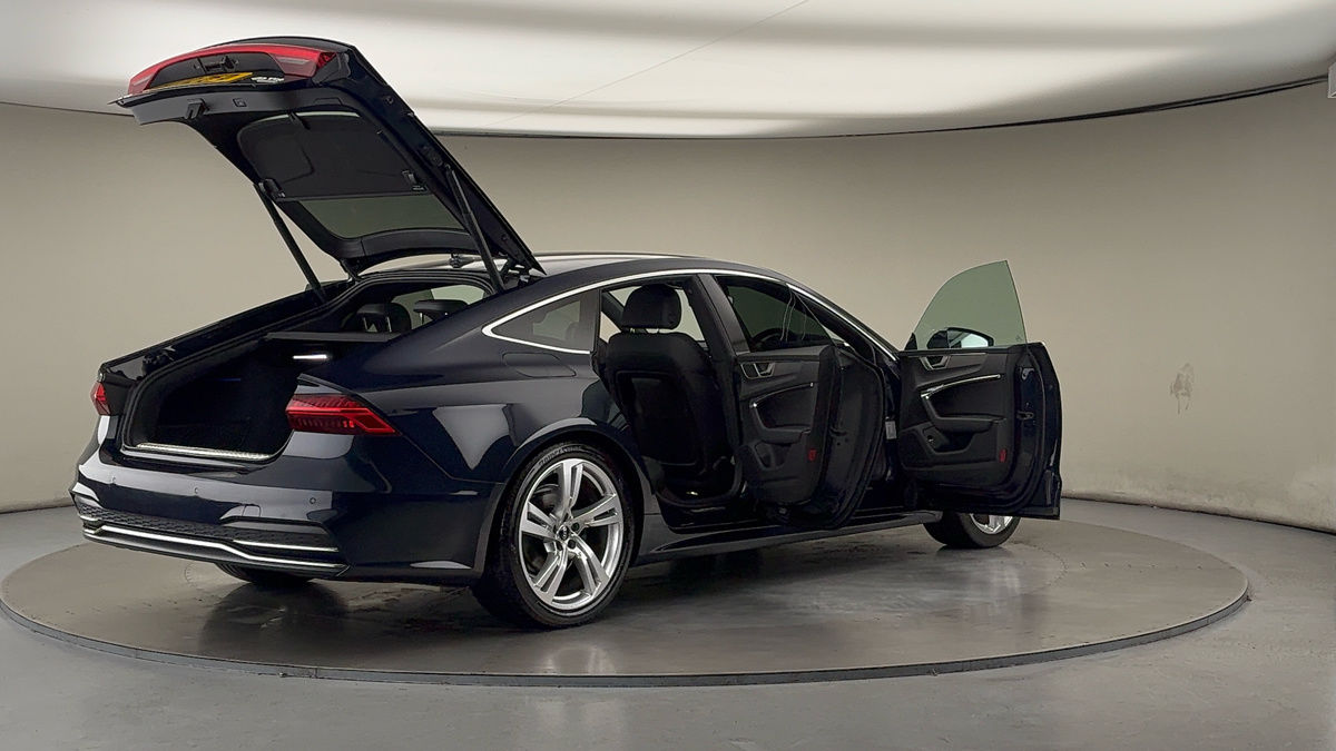 More views of Audi A7