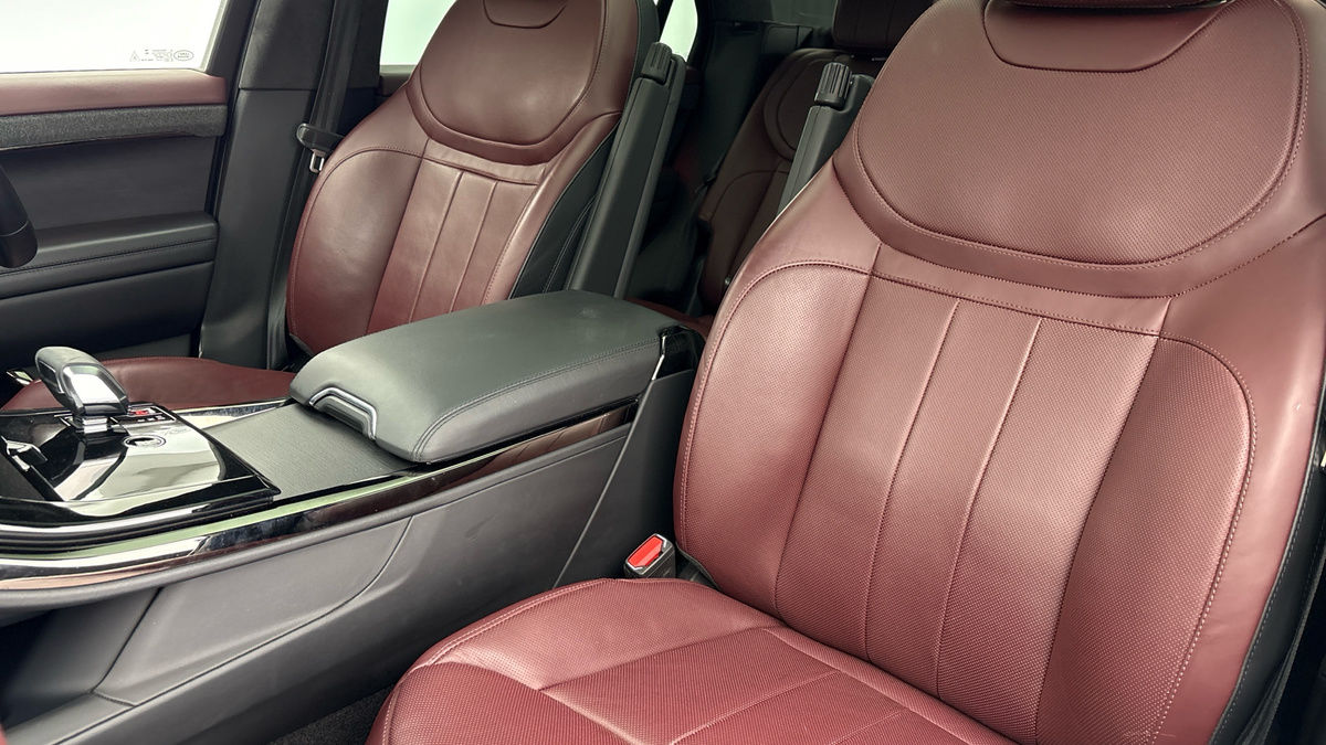 Land Rover Range Rover Sport Image 7