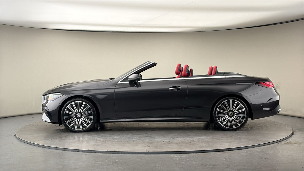 Mercedes-Benz CLE Image 15