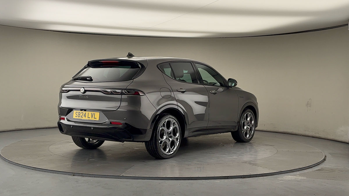 More views of Alfa Romeo Tonale