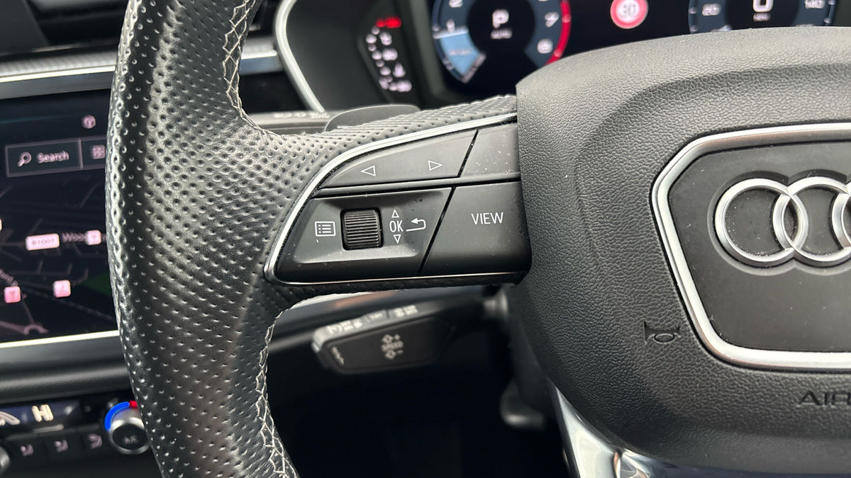 More views of Audi Q3