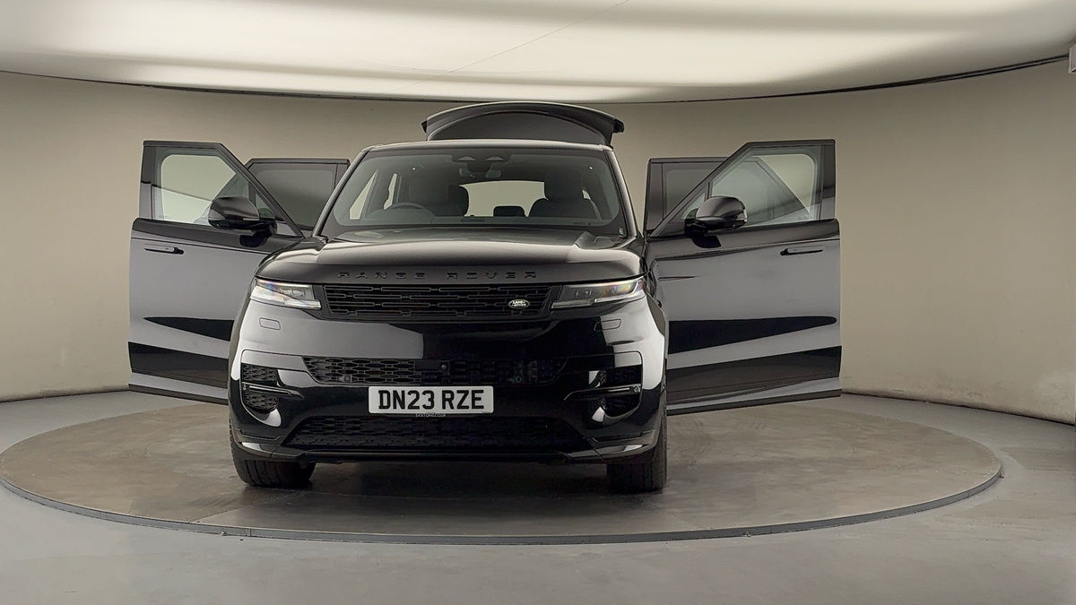 More views of Land Rover Range Rover Sport