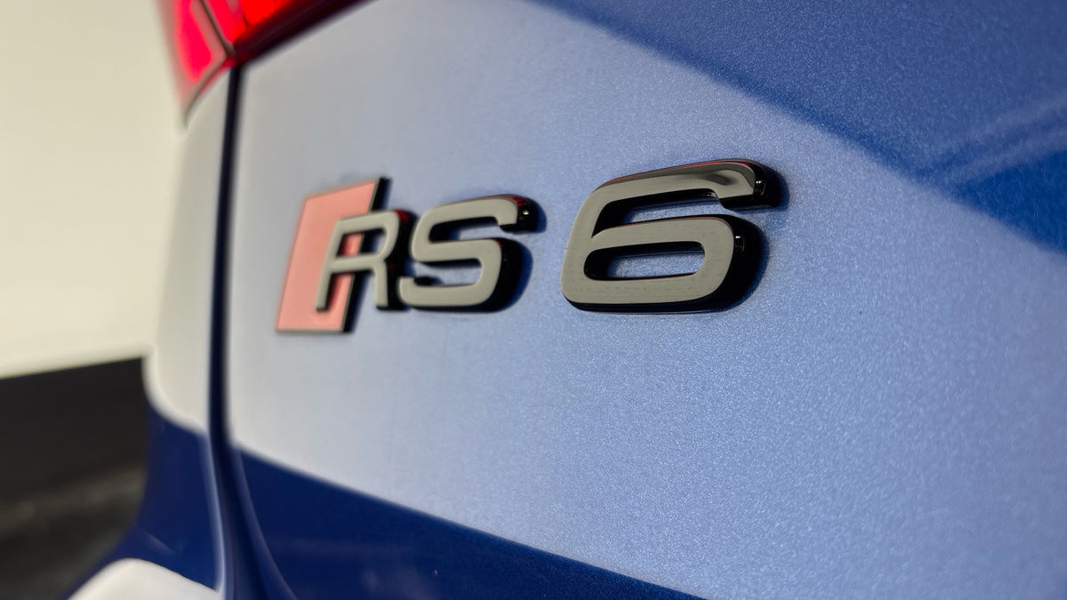 Audi RS6 Avant Image 33
