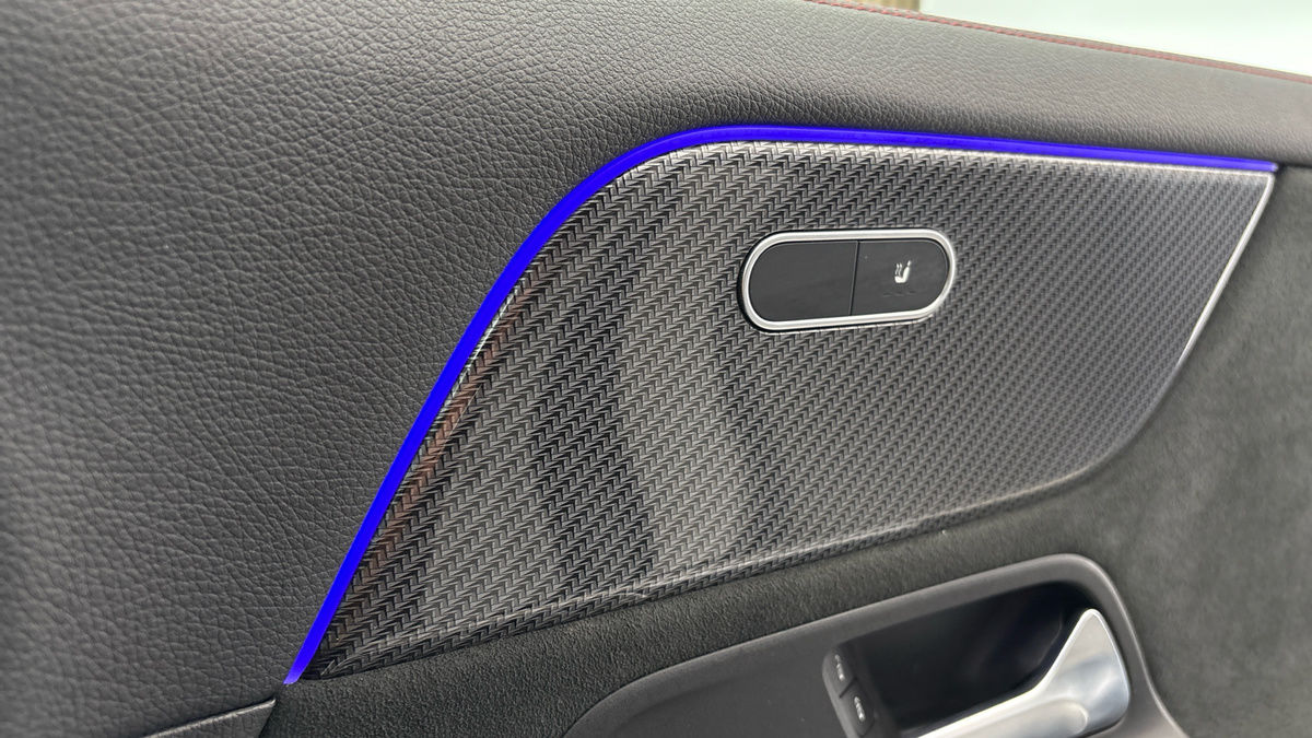 Mercedes-Benz GLA Image 26