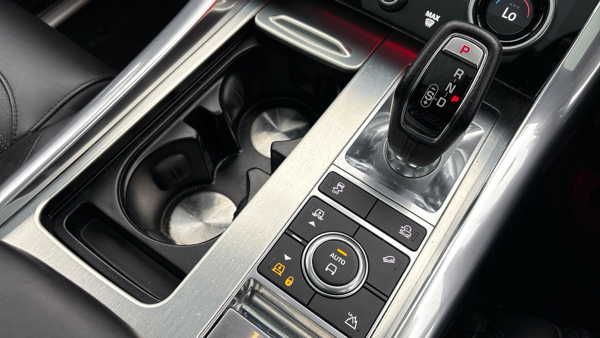 Land Rover Range Rover Sport Image 28