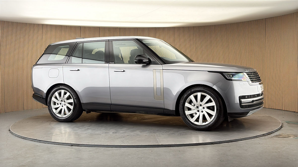 More views of Land Rover Range Rover