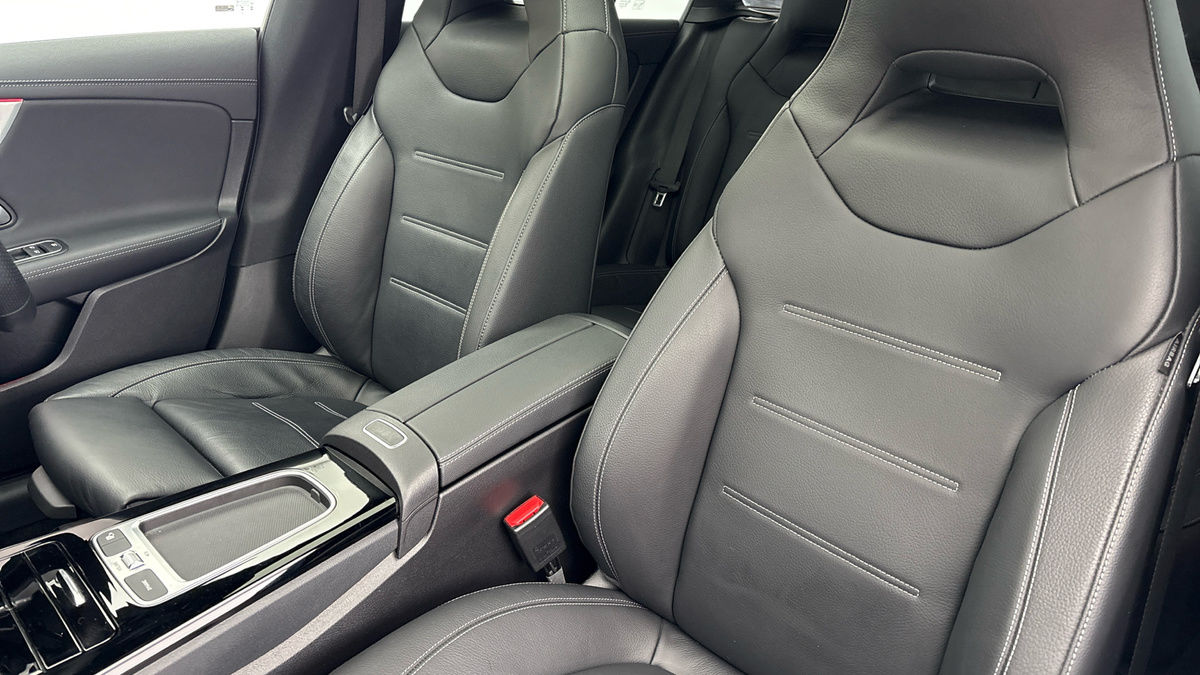 Mercedes-Benz CLA Image 7