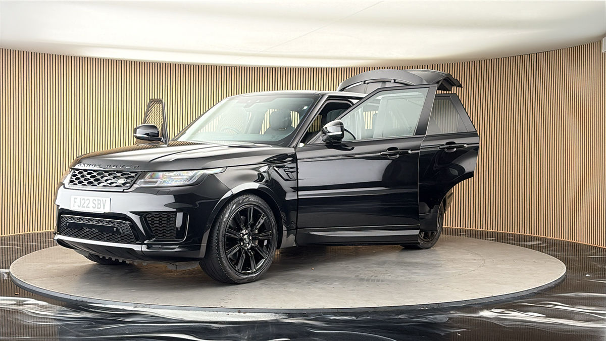 More views of Land Rover Range Rover Sport