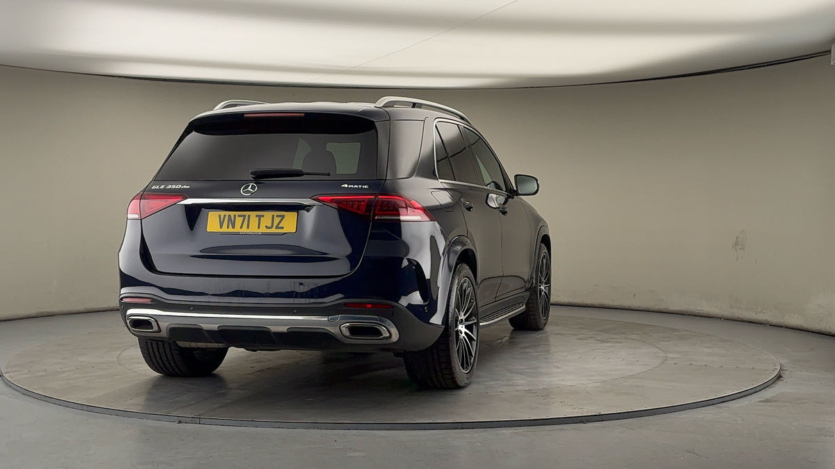 More views of Mercedes-Benz GLE