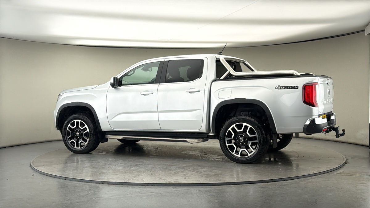 More views of Volkswagen Amarok