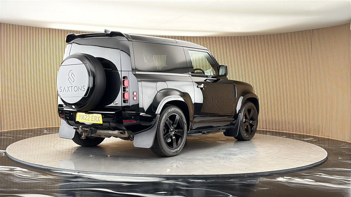 More views of Land Rover Defender 90