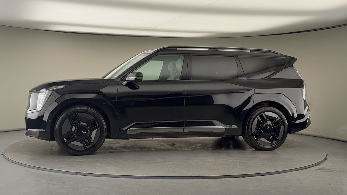 More views of Kia EV9