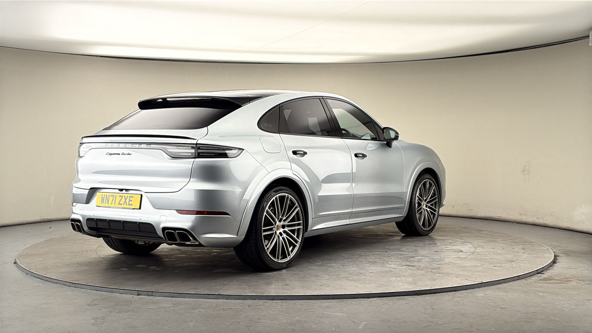 More views of Porsche Cayenne