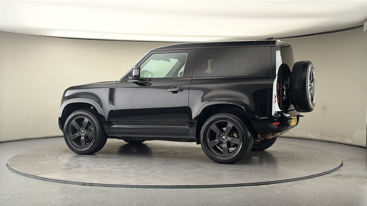 More views of Land Rover Defender 90