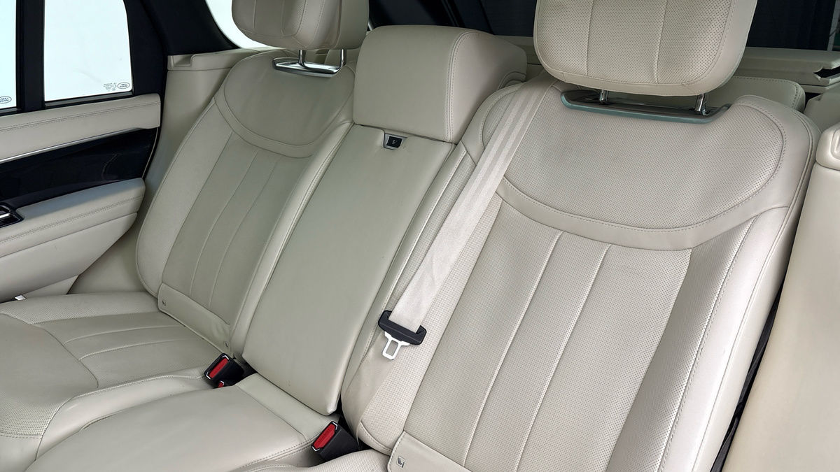 Land Rover Range Rover Image 8