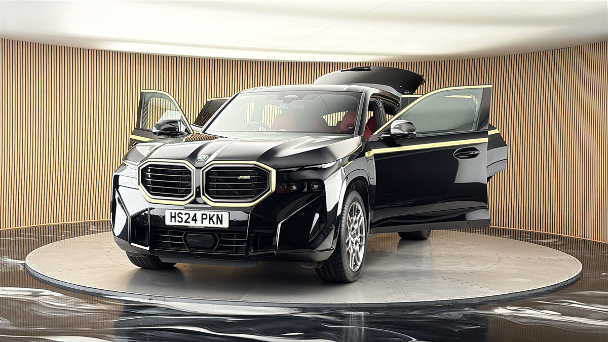 More views of BMW XM