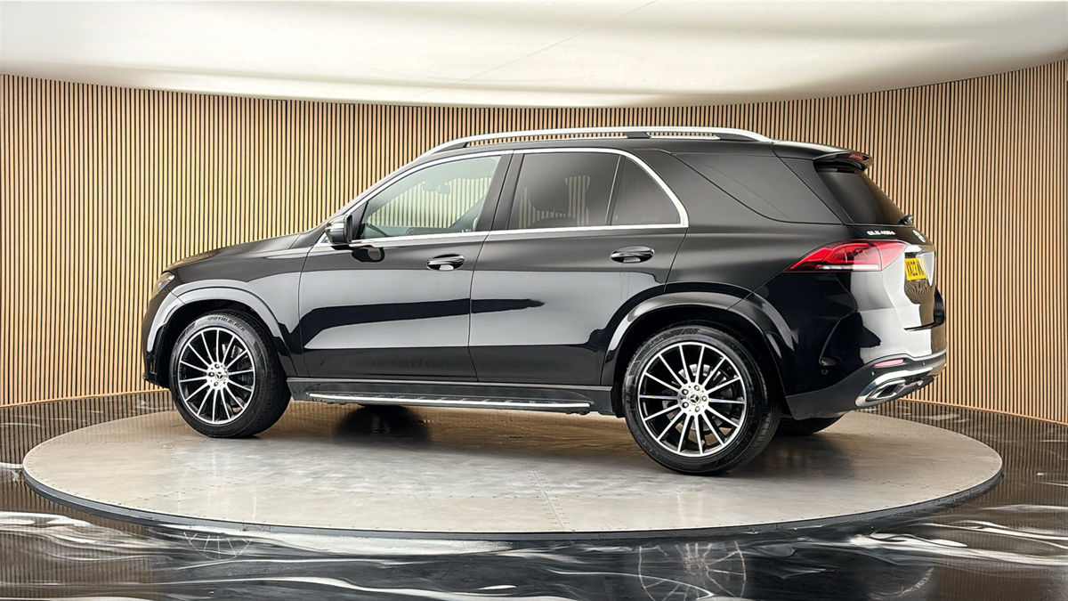 More views of Mercedes-Benz GLE
